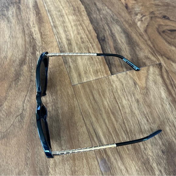 Versace oval sunglasses - Picture 4 of 8